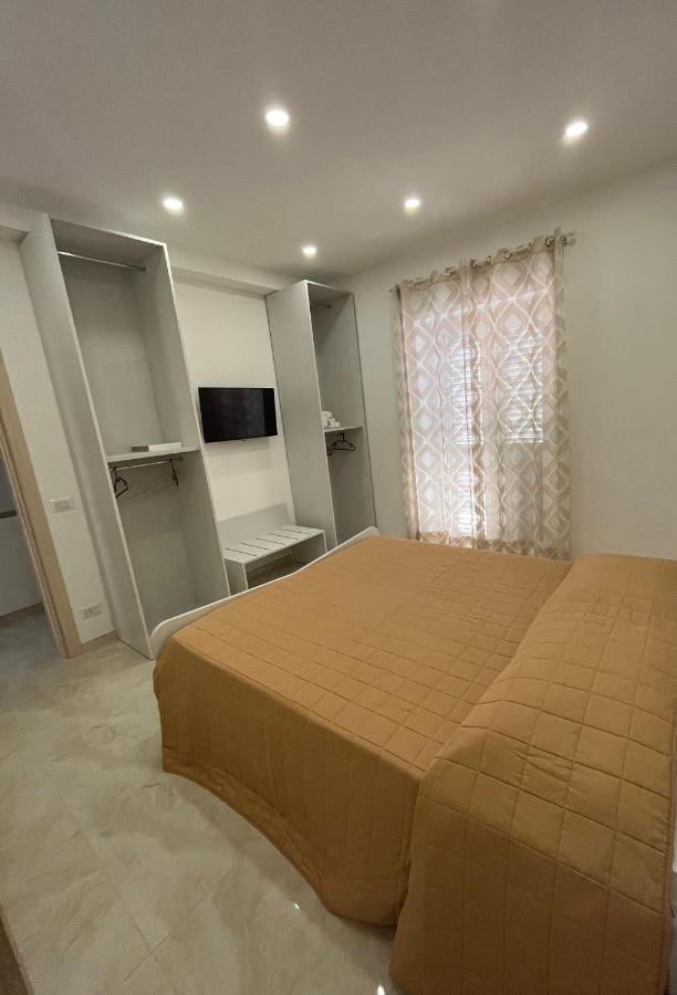 Hotel La Ginestra Giardini-Naxos Exterior foto