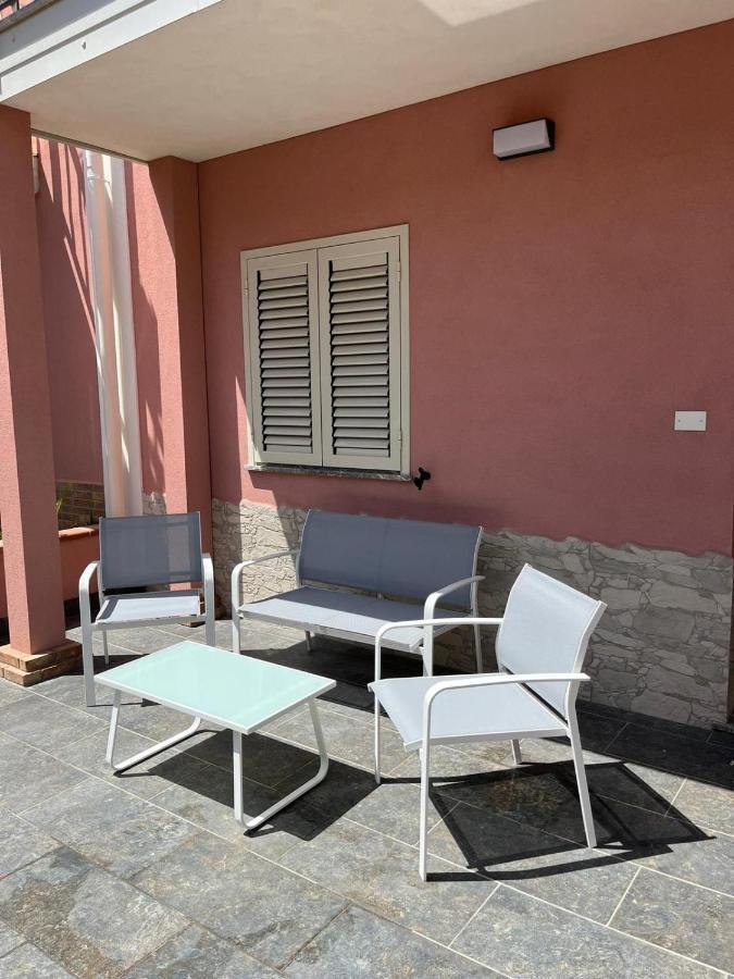 Hotel La Ginestra Giardini-Naxos Exterior foto