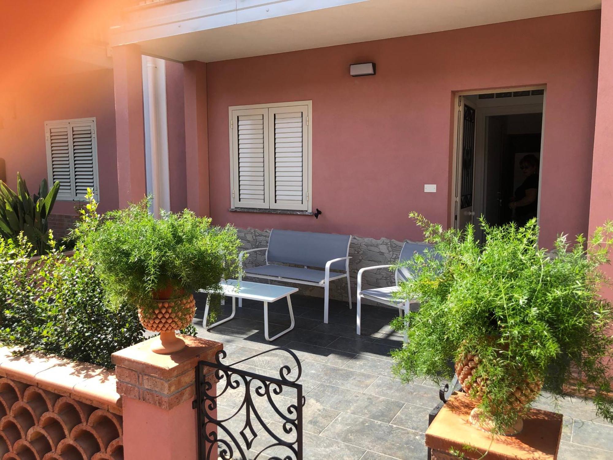 Hotel La Ginestra Giardini-Naxos Exterior foto